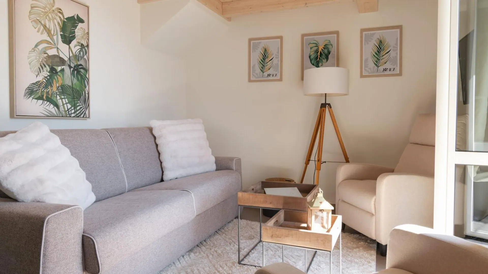 Apartment Charming Moment Di Villa Porta - Casa Dolce Luino Italy